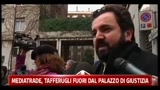 Mediatrade, tafferugli fuori dal Palazzo di Giustizia