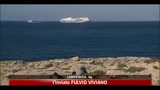 01/04/2011 - Lampedusa, trasferimenti fermi per il maltempo