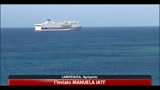 Lampedusa, il vento forte ostacola il trasferimento dei migranti