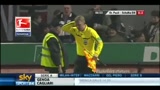 Bundesliga, arbitro colpito da bicchiere di birra