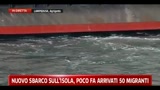 03/04/2011 - Lampedusa, ripresi i trasfimenti