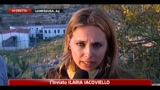 11/04/2011 - Lampedusa, incendio centro d'accoglienza, fuggiti alcuni tunisini