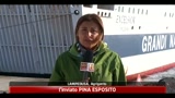 12/04/2011 - Lampedusa, incendio in centro accoglienza, tunisini fuggiti