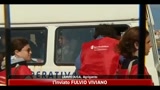 18/04/2011 - Lampedusa, partiti dall'isola sedici minori, andranno a Bari