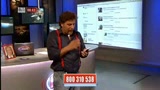 Dario Cassini alle prese con strane applicazioni telefoniche