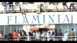 01/05/2011 - Lampedusa, arrivato barcone con 298 migranti