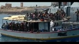 06/05/2011 - Lampedusa, giunti 248 migranti: pronti i trasferimenti
