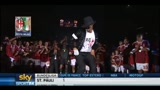 Milan, Boateng regala un moonwalk ai tifosi