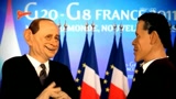 Il G8 de Gli Sgommati, Berlusconi a Obama: “Mi mandi J.Lo?”