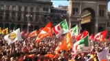 Festa Piazza Duomo, il discorso di Pisapia dal Teatro Elfo 