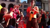 Pisapia sindaco di Milano, musica in Piazza Duomo