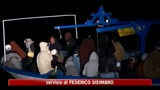 11/06/2011 - Lampedusa, arrivati sull'isola oltre 1500 profughi
