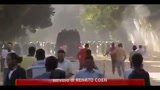 Egitto, al Cairo centinaia di feriti in scontri manifestanti-Polizia
