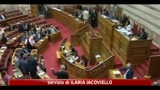 Grecia, il parlamento approva il piano per l'austerity da 78 miliardi