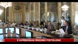 Rapporto Intesa San Paolo, gli italiani risparmiano meno