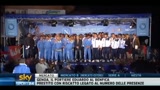 19/07/2011 - Napoli, Inler canta o' surdato nnammurato