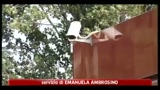 09/08/2011 - Benzinaio ucciso vicino Roma, telecamere riprendono la rapina
