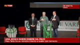 Lega, Bossi e Maroni insieme sul palco