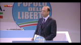 Alfano: siamo leali a governo Monti ma con schiena dritta