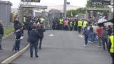 Juventus, l'arrivo allo stadio in bus