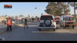 Effetto notte - Pakistan, bombe a mano contro furgone