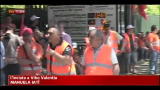 Italcementi, protesta operai contro chiusura impianto