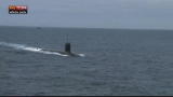 Lost & Found: Hollande visita un sottomarino nucleare