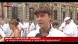 Milano, la protesta dei farmacisti