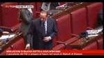Berlusconi si rilassa sotto il sole africano