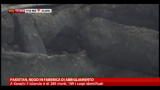 Pakistan, rogo in fabbrica di abbigliamento