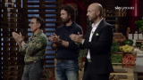 20/12/2012 - I diciotto aspiranti chef di MasterChef