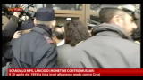 15/02/2013 - Scandalo MPS, lancio monetine contro Mussari