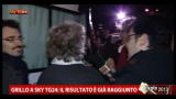 Grillo: arrendetevi, siete circondati, siete invisibili