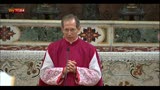 12/03/2013 - Con l'Extra Omnes si è aperto il conclave