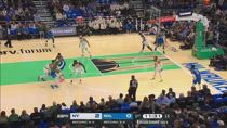 NBA, 30 punti di Damian Lillard contro New York