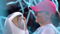 WTA Madrid, Swiatek vince l'epica finale con Sabalenka