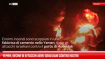 Yemen, decine di attacchi aerei israeliani contro Houthi
