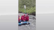 Meloni, weekend di vacanza a fare rafting in Val di Sole