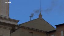 Conclave 2025, seconda fumata nera