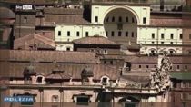 Conclave, la seconda fumata nera ripresa dall'elicottero