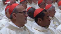 Papa: Chiesa sia un faro che illumina le notti del mondo