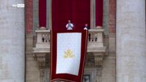 Regina Caeli, Papa: In Ucraina pace giusta e duratura