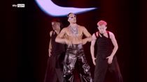 N.L.D.A Tour, Mahmood torna nei palasport ed è mega show