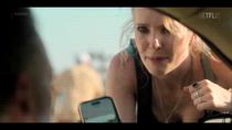 TRAILER Sirens, la serie Netflix con Julianne Moore