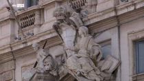 Figli coppie donne, sentenza divide la politica