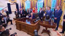 Trump: non cerco accordo con Ue, tariffa al 50%