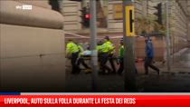 Liverpool, auto sulla folla durante la festa dei Reds 