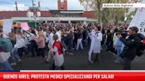 Buenos Aires, protesta medici specializzandi per salari
