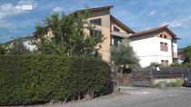 Agliana, pitbull aggredisce nonna e nipotina di due anni