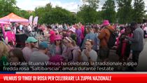 Vilnius si tinge di rosa per celebrare la zuppa nazionale